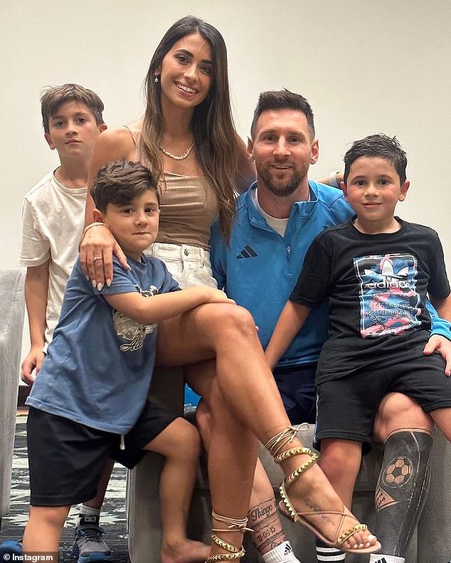 The couple already share three sons together - Thiago, 10, Mateo, 7, and Ciro, 5