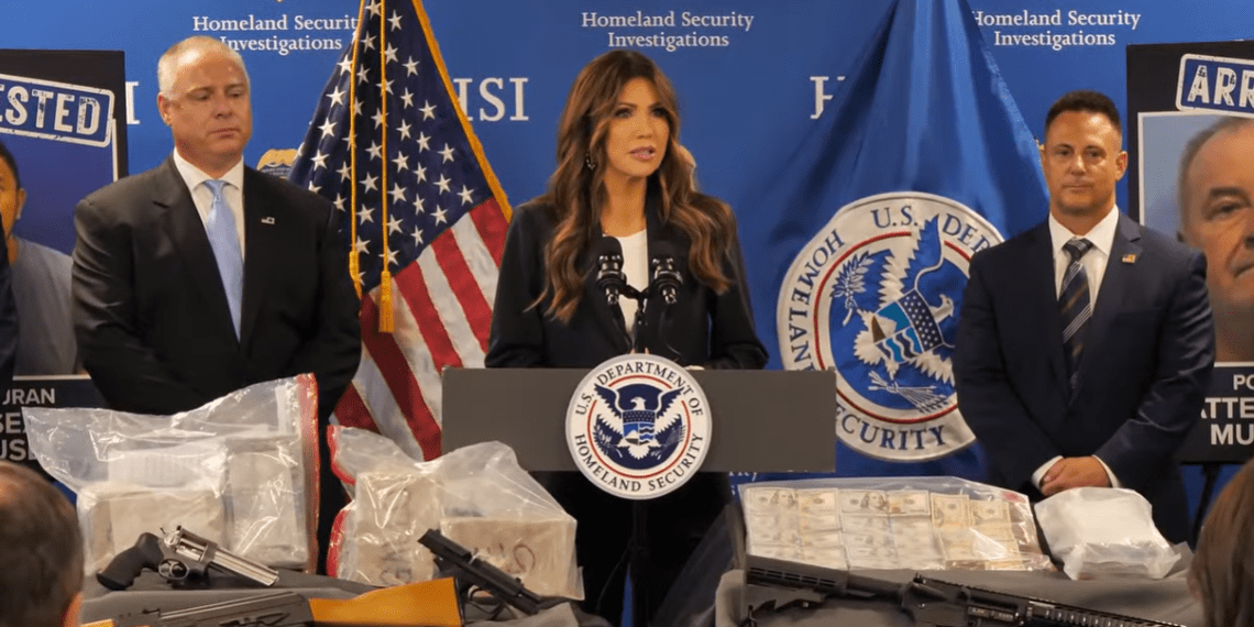 DHS Secretary Noem defends ICE tactics in second Illinois visit | Capitol News Illinois